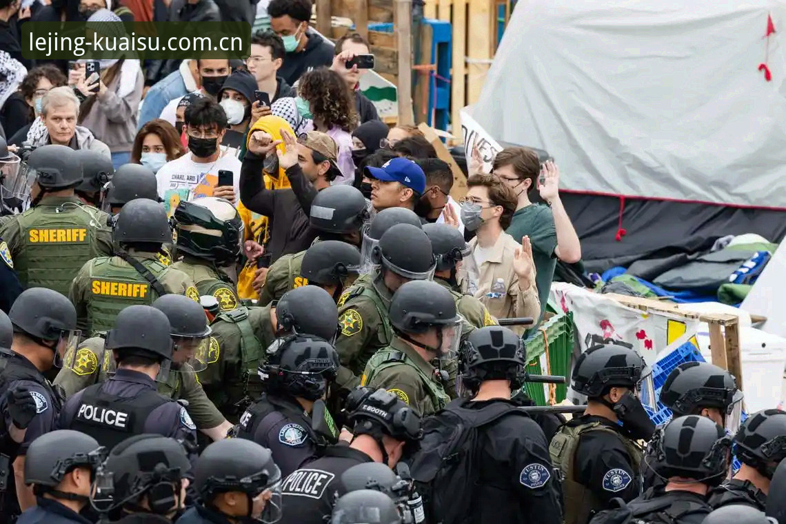 乐竞娱乐最新地址 世界杯安保vs欧洲杯警力:英国外派警员从40人锐减至3人的背后博弈